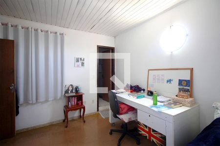 Casa à venda com 240m², 6 quartos e 8 vagasSuite – casa 2