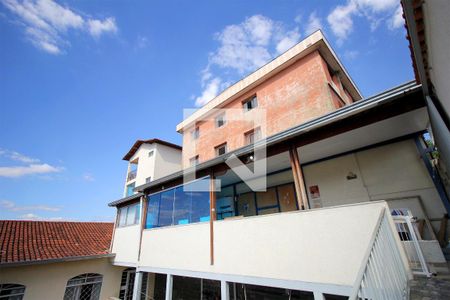Casa à venda com 240m², 6 quartos e 8 vagasGaragem / galpão