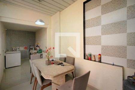 Casa à venda com 240m², 6 quartos e 8 vagasCopa