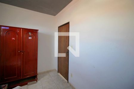 Casa à venda com 240m², 6 quartos e 8 vagasQuarto 1 – casa 2