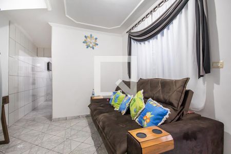 Casa à venda com 221m², 2 quartos e 4 vagas Casa à venda com 221m², 2 quartos e 4 vagasSala