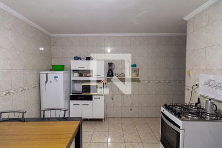Casa à venda com 174m², 3 quartos e 2 vagas Casa à venda com 174m², 3 quartos e 2 vagasCozinha