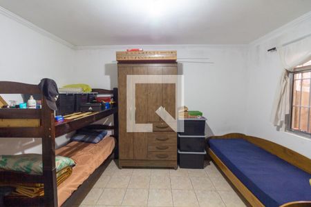 Casa à venda com 174m², 3 quartos e 2 vagas Casa à venda com 174m², 3 quartos e 2 vagasQuarto 4