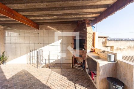 Casa à venda com 174m², 3 quartos e 2 vagas Casa à venda com 174m², 3 quartos e 2 vagasÁrea de serviço