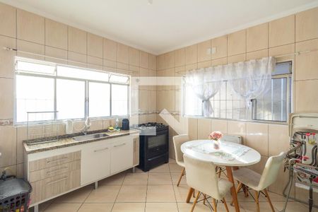 Casa à venda com 174m², 3 quartos e 2 vagas Casa à venda com 174m², 3 quartos e 2 vagasCozinha