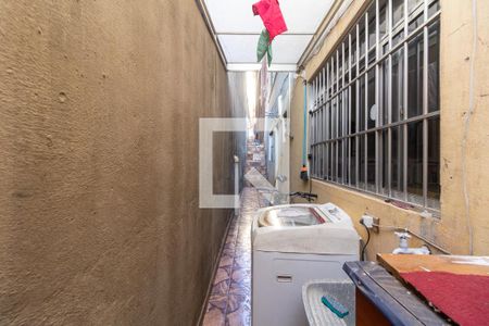 Casa à venda com 174m², 3 quartos e 2 vagas Casa à venda com 174m², 3 quartos e 2 vagasÁrea de serviço