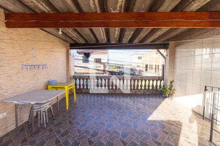 Casa à venda com 174m², 3 quartos e 2 vagas Casa à venda com 174m², 3 quartos e 2 vagasÁrea de serviço