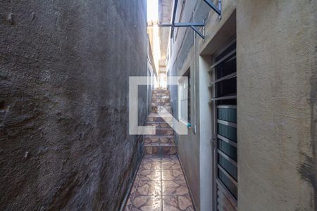 Casa à venda com 174m², 3 quartos e 2 vagas Casa à venda com 174m², 3 quartos e 2 vagasCorredor