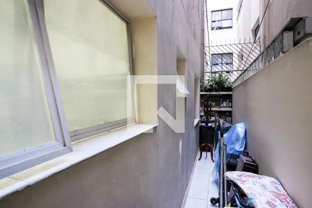 Apartamento à venda com 77m², 2 quartos e 1 vagaVaranda 2