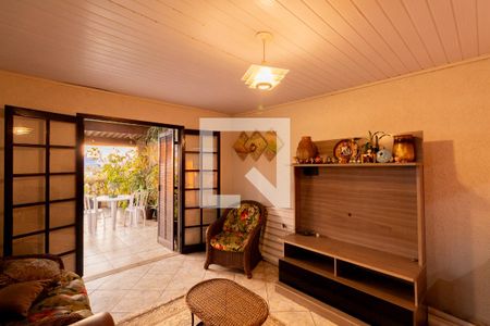 Casa à venda com 336m², 3 quartos e 6 vagas Casa à venda com 336m², 3 quartos e 6 vagasSala 2