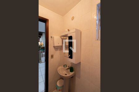 Casa à venda com 336m², 3 quartos e 6 vagas Casa à venda com 336m², 3 quartos e 6 vagasÁrea de serviço