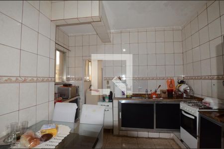 Apartamento à venda com 115m², 2 quartos e sem vagaCozinha