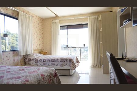 Casa de condomínio à venda com 563m², 6 quartos e 4 vagasSuite 4