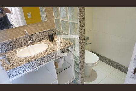 Casa de condomínio à venda com 563m², 6 quartos e 4 vagasLavabo