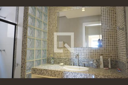 Casa de condomínio à venda com 563m², 6 quartos e 4 vagasBanheiro - Suite 2