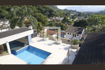 Casa de condomínio à venda com 563m², 6 quartos e 4 vagasVista Varanda Suite 2