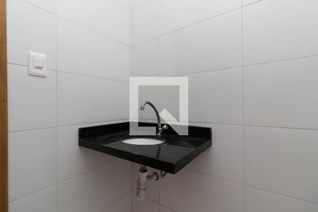 Apartamento para alugar com 40m², 2 quartos e sem vaga Apartamento para alugar com 40m², 2 quartos e sem vagaBanheiro