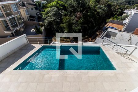 Casa de condomínio à venda com 540m², 4 quartos e 4 vagasVista da Suíte