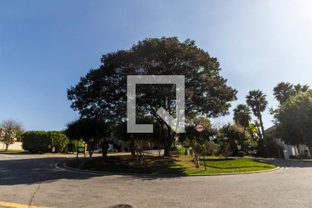 Casa de condomínio à venda com 540m², 4 quartos e 4 vagasVista da Rua