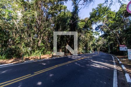 Casa de condomínio à venda com 540m², 4 quartos e 4 vagasVista da Rua