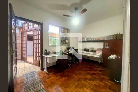 Casa de condomínio à venda com 150m², 3 quartos e sem vaga