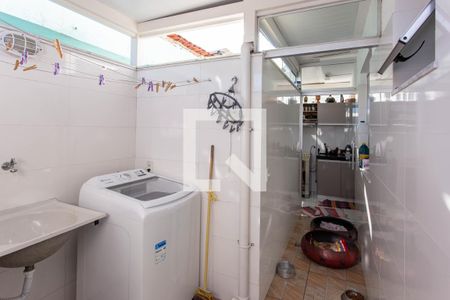 Apartamento à venda com 142m², 3 quartos e 1 vagaÁrea de Serviço