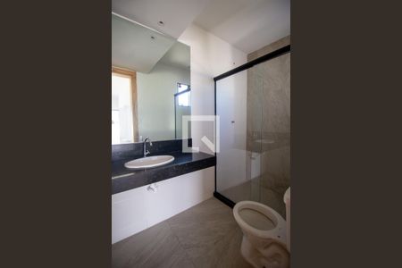 Casa à venda com 860m², 6 quartos e 4 vagasBanheiro do Sotão