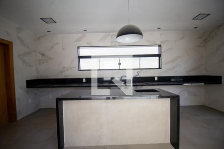 Casa à venda com 860m², 6 quartos e 4 vagasCopa do Sotão