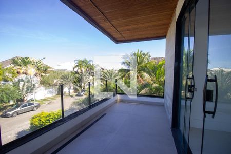 Casa à venda com 860m², 6 quartos e 4 vagasSacada da Suíte 2