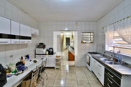Casa à venda com 150m², 3 quartos e 2 vagas Casa à venda com 150m², 3 quartos e 2 vagasCozinha