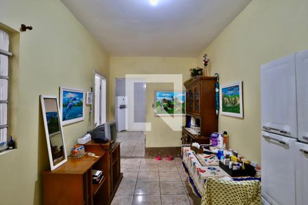 Casa à venda com 150m², 3 quartos e 2 vagas Casa à venda com 150m², 3 quartos e 2 vagasCopa