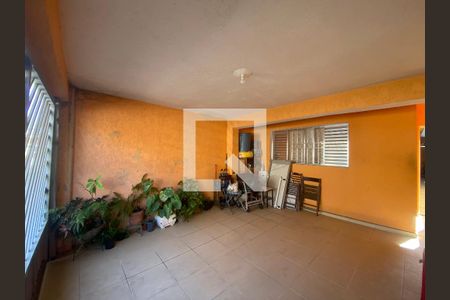 Casa à venda com 150m², 3 quartos e 2 vagas Casa à venda com 150m², 3 quartos e 2 vagasGaragem