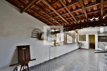 Casa à venda com 150m², 3 quartos e 2 vagas Casa à venda com 150m², 3 quartos e 2 vagasQuintal