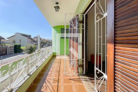 Casa à venda com 375m², 5 quartos e 5 vagas Casa à venda com 375m², 5 quartos e 5 vagasSacada - Suíte 2