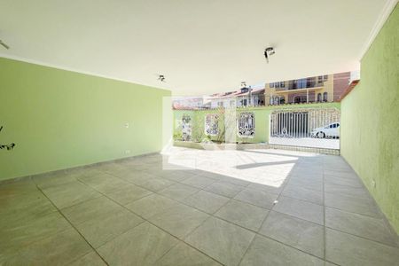 Casa à venda com 375m², 5 quartos e 5 vagas Casa à venda com 375m², 5 quartos e 5 vagasGaragem