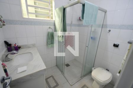 Casa à venda com 250m², 5 quartos e 2 vagasBanheiro 2 - Suíte