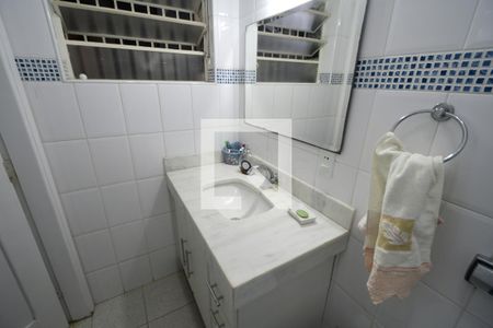 Casa à venda com 250m², 5 quartos e 2 vagasBanheiro 1 - Suíte