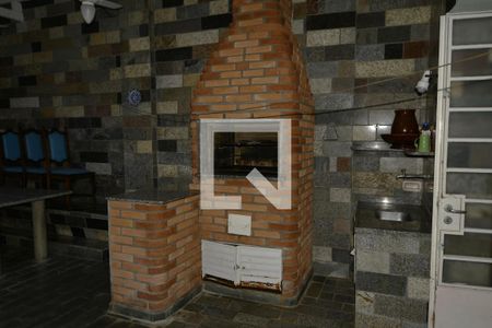 Casa à venda com 250m², 5 quartos e 2 vagasChurrasqueira