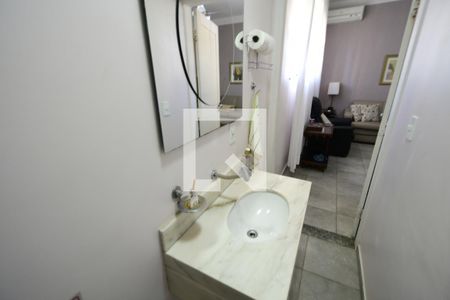 Casa à venda com 250m², 5 quartos e 2 vagasLavabo