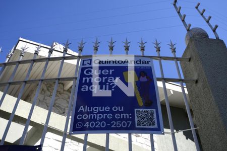 Casa à venda com 250m², 5 quartos e 2 vagasPlaca