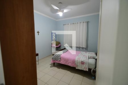 Casa à venda com 250m², 5 quartos e 2 vagasQuarto Suíte 2