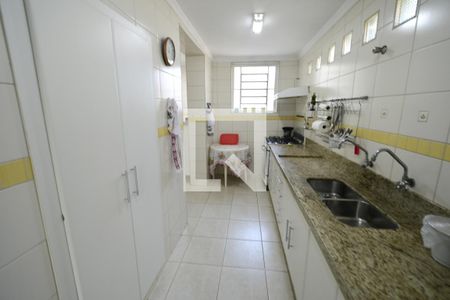 Casa à venda com 250m², 5 quartos e 2 vagasCozinha