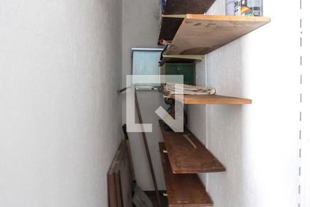 Casa à venda com 240m², 3 quartos e 2 vagas Casa à venda com 240m², 3 quartos e 2 vagasdeposito
