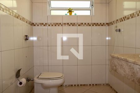 Casa à venda com 177m², 3 quartos e 2 vagasBanheiro Social