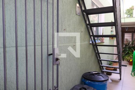 Casa à venda com 177m², 3 quartos e 2 vagasQuintal