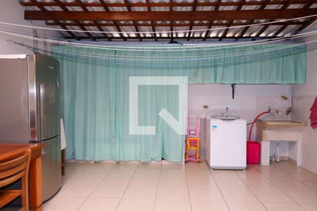 Casa à venda com 177m², 3 quartos e 2 vagasQuintal e Área de Serviço