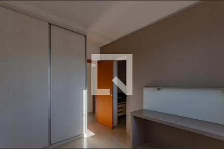 Apartamento à venda com 128m², 4 quartos e 2 vagas Apartamento à venda com 128m², 4 quartos e 2 vagasSuíte 1