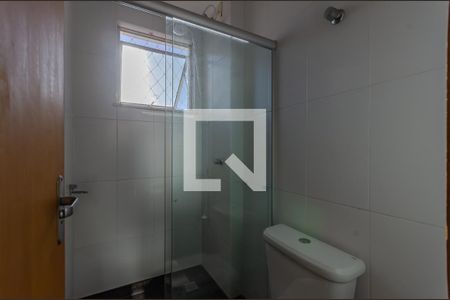 Apartamento à venda com 128m², 4 quartos e 2 vagas Apartamento à venda com 128m², 4 quartos e 2 vagasBanheiro Suíte 1