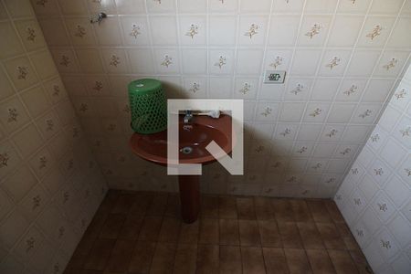 Casa à venda com 500m², 3 quartos e 3 vagasBanheiro de serviço