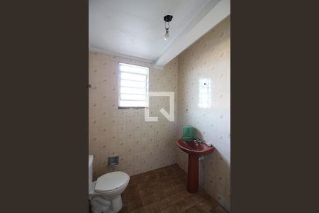 Casa à venda com 500m², 3 quartos e 3 vagasBanheiro de serviço